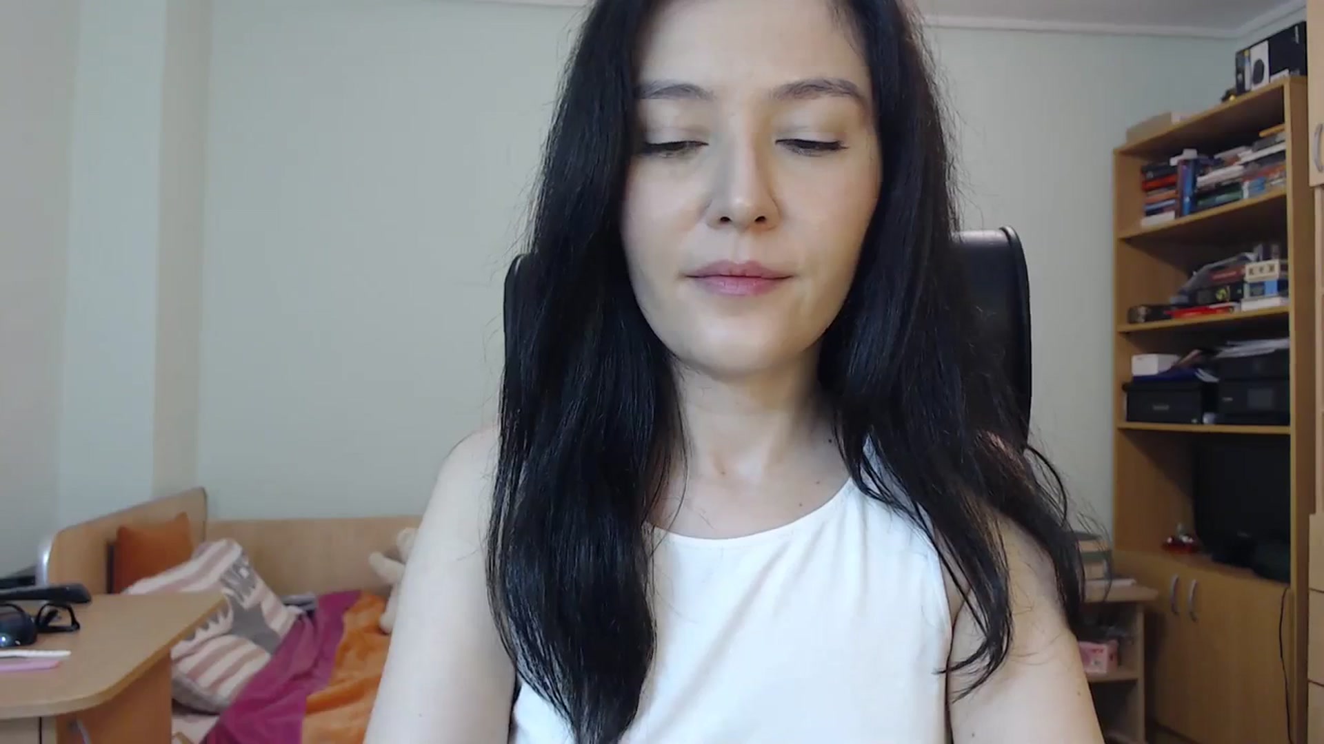 Gallery image thumbnail from SailorJupit3r's myfreecams stream on, 09/20/2023, 20:35 image 17 of 20