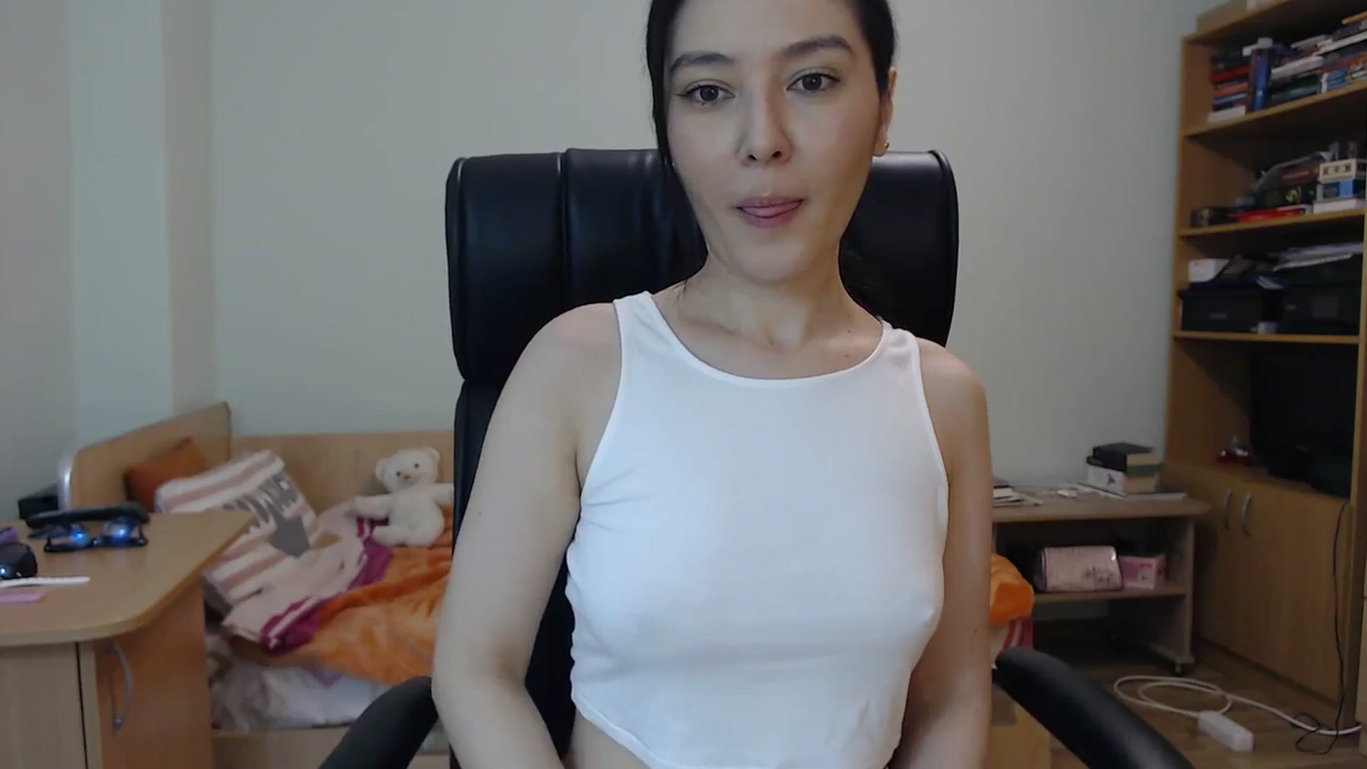 Gallery image thumbnail from SailorJupit3r's myfreecams stream on, 09/23/2023, 20:03 image 18 of 20