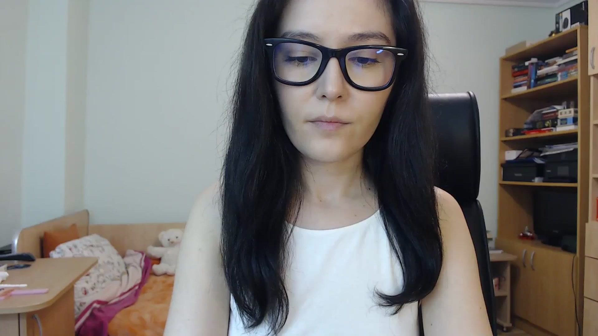 Gallery image thumbnail from SailorJupit3r's myfreecams stream on, 10/05/2023, 19:57 image 16 of 20