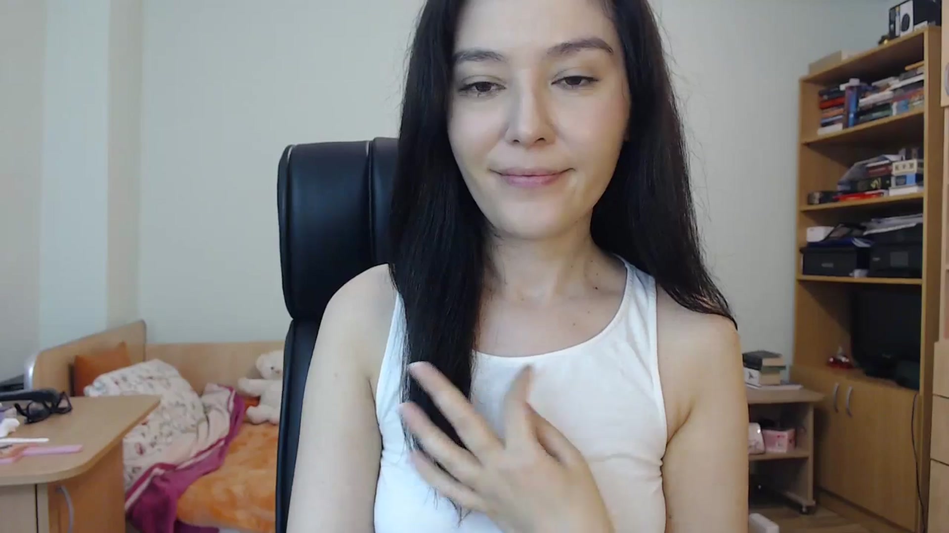 Gallery image thumbnail from SailorJupit3r's myfreecams stream on, 10/05/2023, 19:57 image 7 of 20