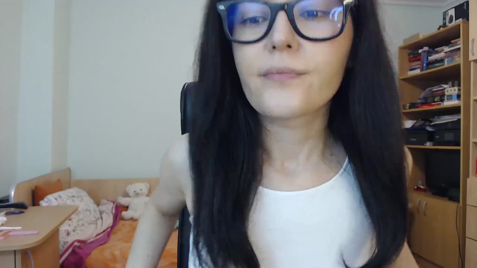 Gallery image thumbnail from SailorJupit3r's myfreecams stream on, 10/05/2023, 19:57 image 17 of 20