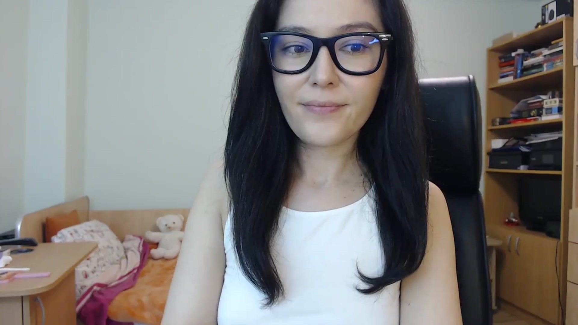 Gallery image thumbnail from SailorJupit3r's myfreecams stream on, 10/05/2023, 19:57 image 9 of 20