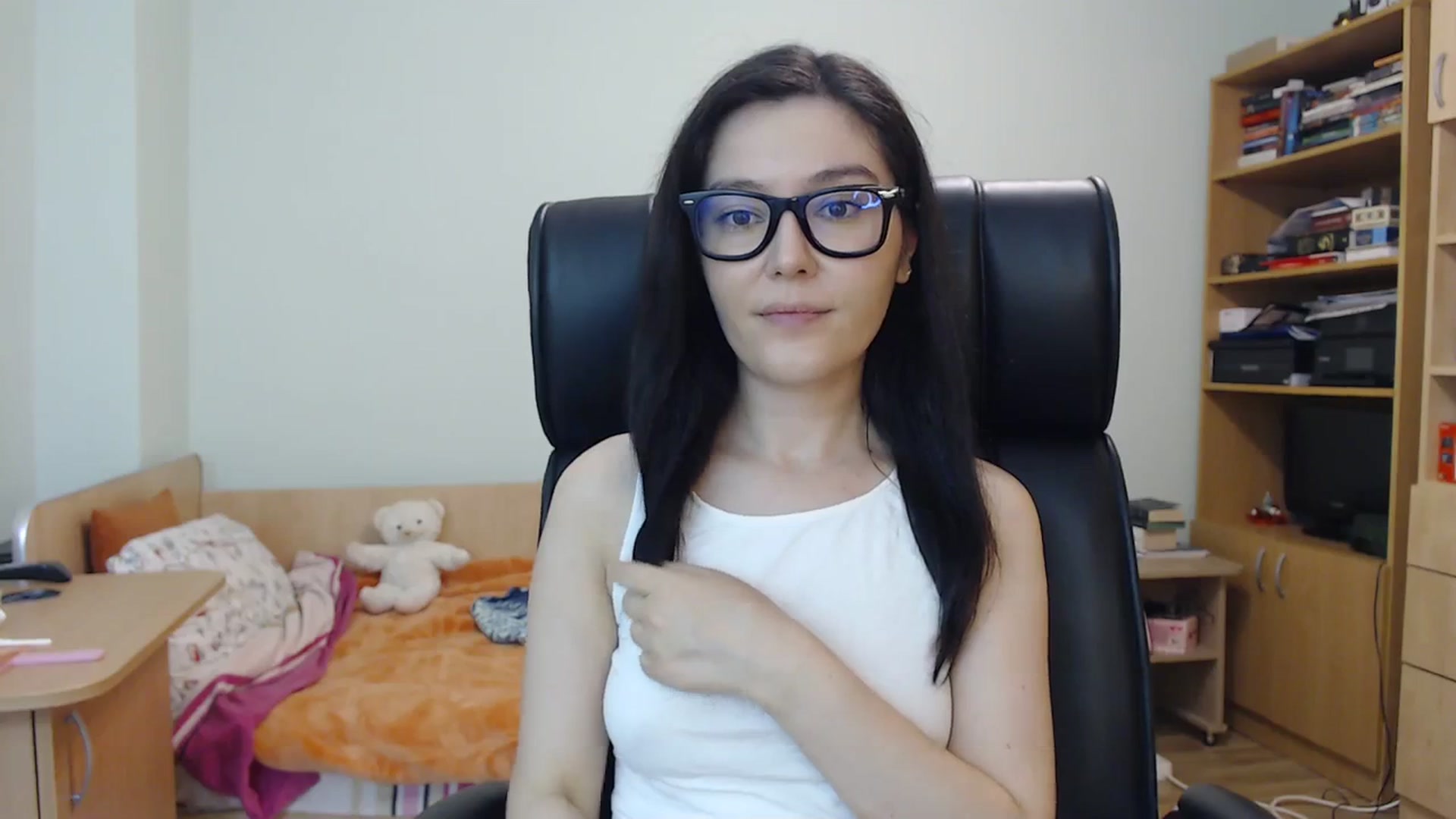 Gallery image thumbnail from SailorJupit3r's myfreecams stream on, 10/05/2023, 19:57 image 20 of 20