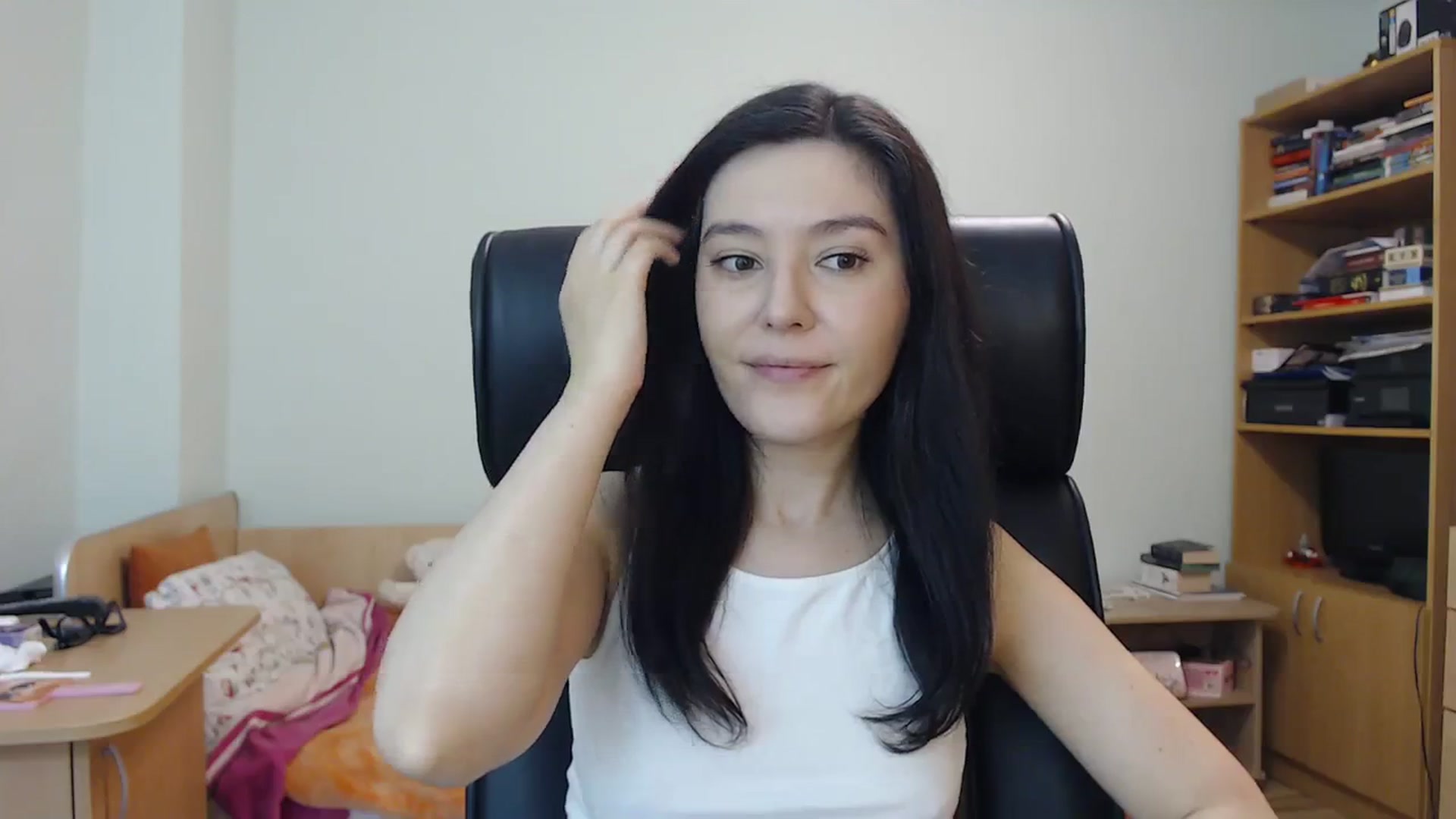 Gallery image thumbnail from SailorJupit3r's myfreecams stream on, 10/05/2023, 19:57 image 3 of 20