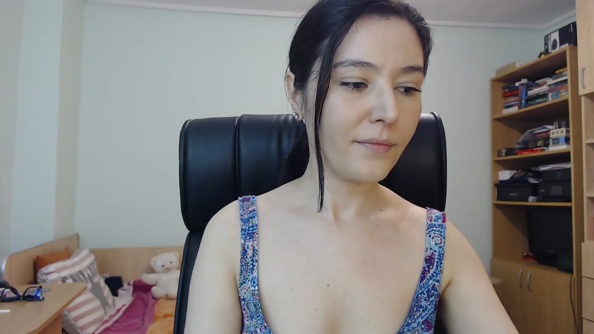 Gallery image thumbnail from SailorJupit3r's myfreecams stream on, 10/11/2023, 19:25 image 9 of 20