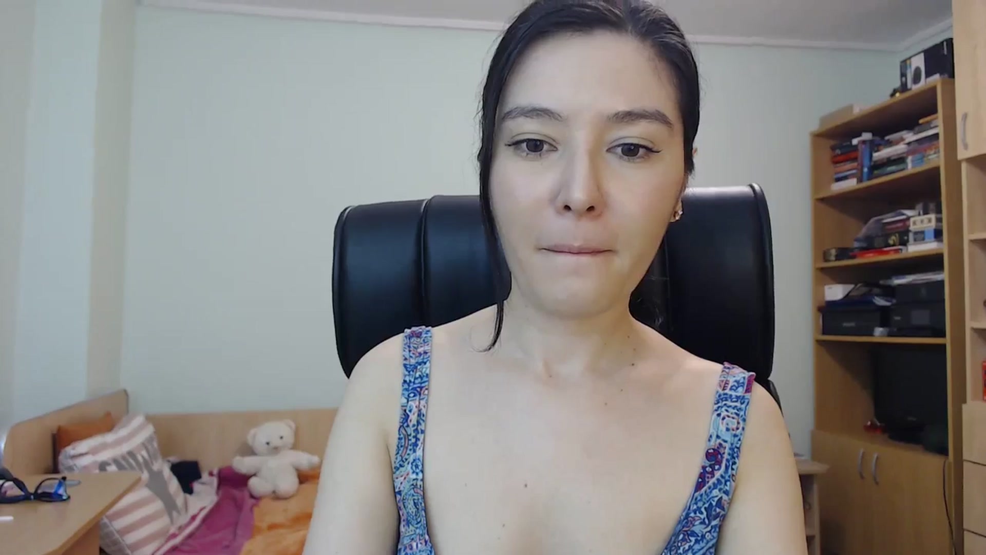 Gallery image thumbnail from SailorJupit3r's myfreecams stream on, 10/11/2023, 19:25 image 14 of 20
