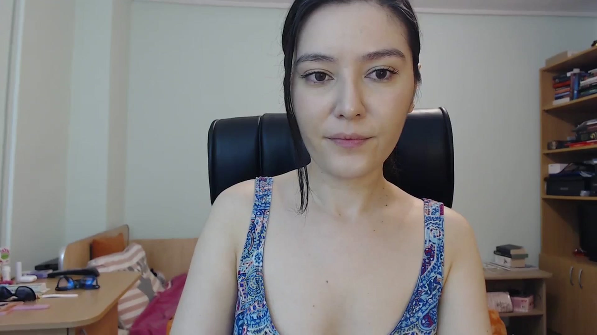 Gallery image thumbnail from SailorJupit3r's myfreecams stream on, 10/15/2023, 21:20 image 14 of 20