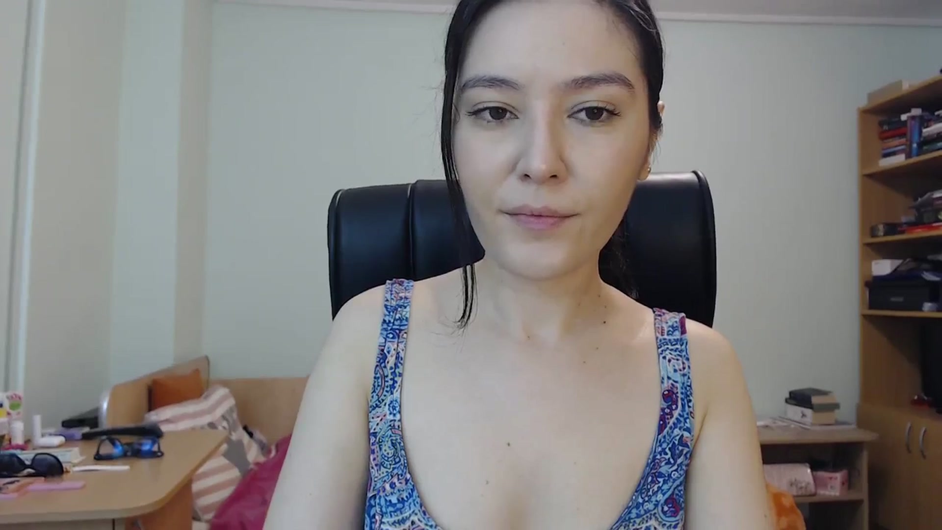 Gallery image thumbnail from SailorJupit3r's myfreecams stream on, 10/15/2023, 21:20 image 5 of 20