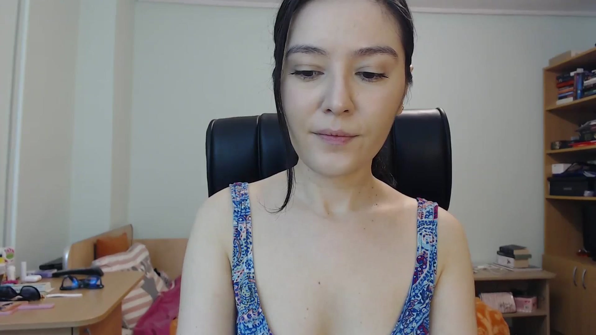 Gallery image thumbnail from SailorJupit3r's myfreecams stream on, 10/15/2023, 21:20 image 4 of 20
