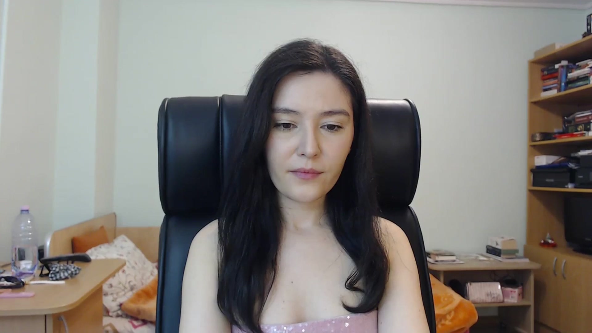 Gallery image thumbnail from SailorJupit3r's myfreecams stream on, 10/18/2023, 19:00 image 14 of 20