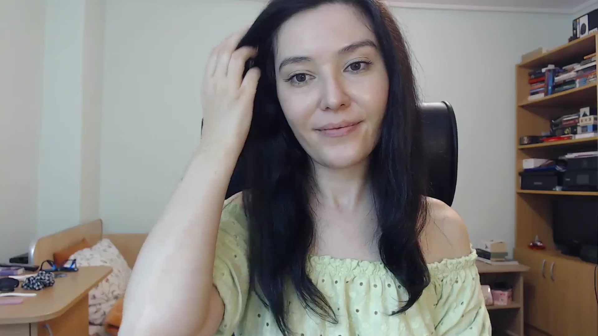 Gallery image thumbnail from SailorJupit3r's myfreecams stream on, 10/19/2023, 21:07 image 20 of 20