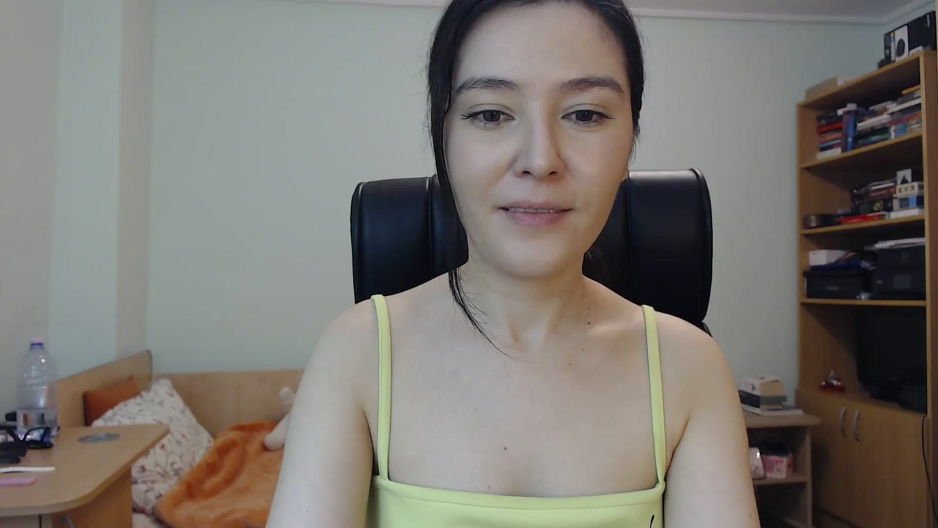 Gallery image thumbnail from SailorJupit3r's myfreecams stream on, 10/20/2023, 20:00 image 10 of 20