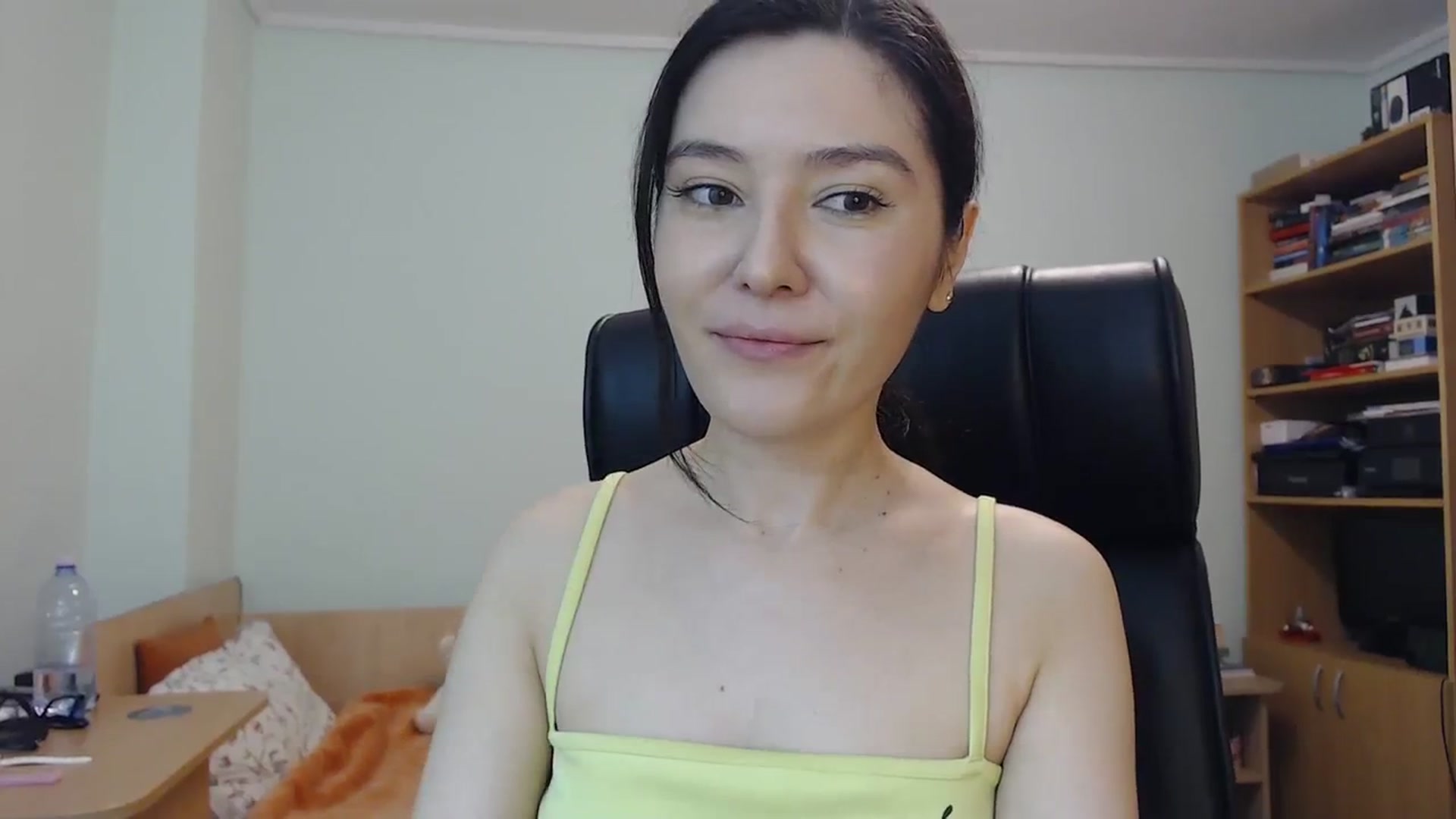 Gallery image thumbnail from SailorJupit3r's myfreecams stream on, 10/20/2023, 20:00 image 5 of 20