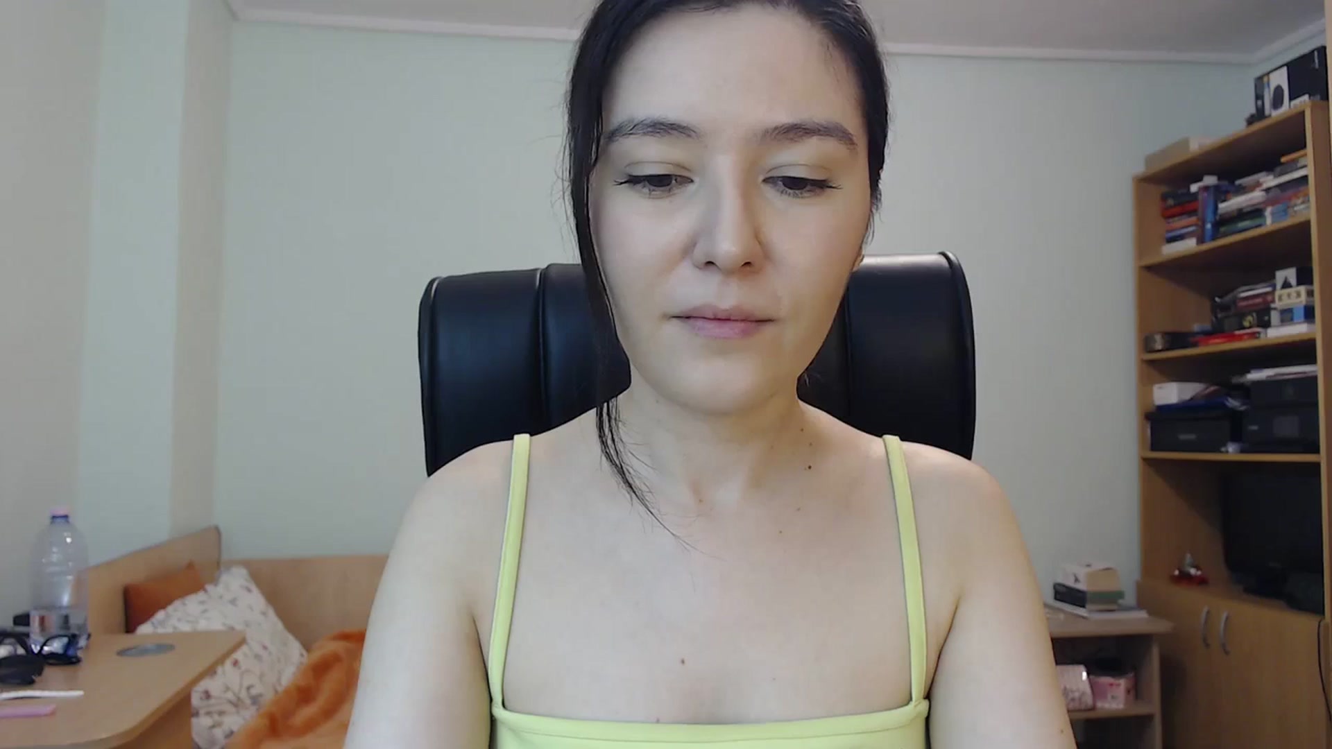 Gallery image thumbnail from SailorJupit3r's myfreecams stream on, 10/20/2023, 20:00 image 6 of 20
