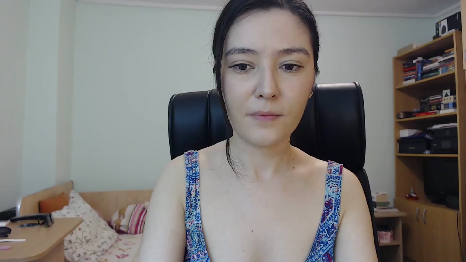Gallery image thumbnail from SailorJupit3r's myfreecams stream on, 10/21/2023, 20:42 image 6 of 20