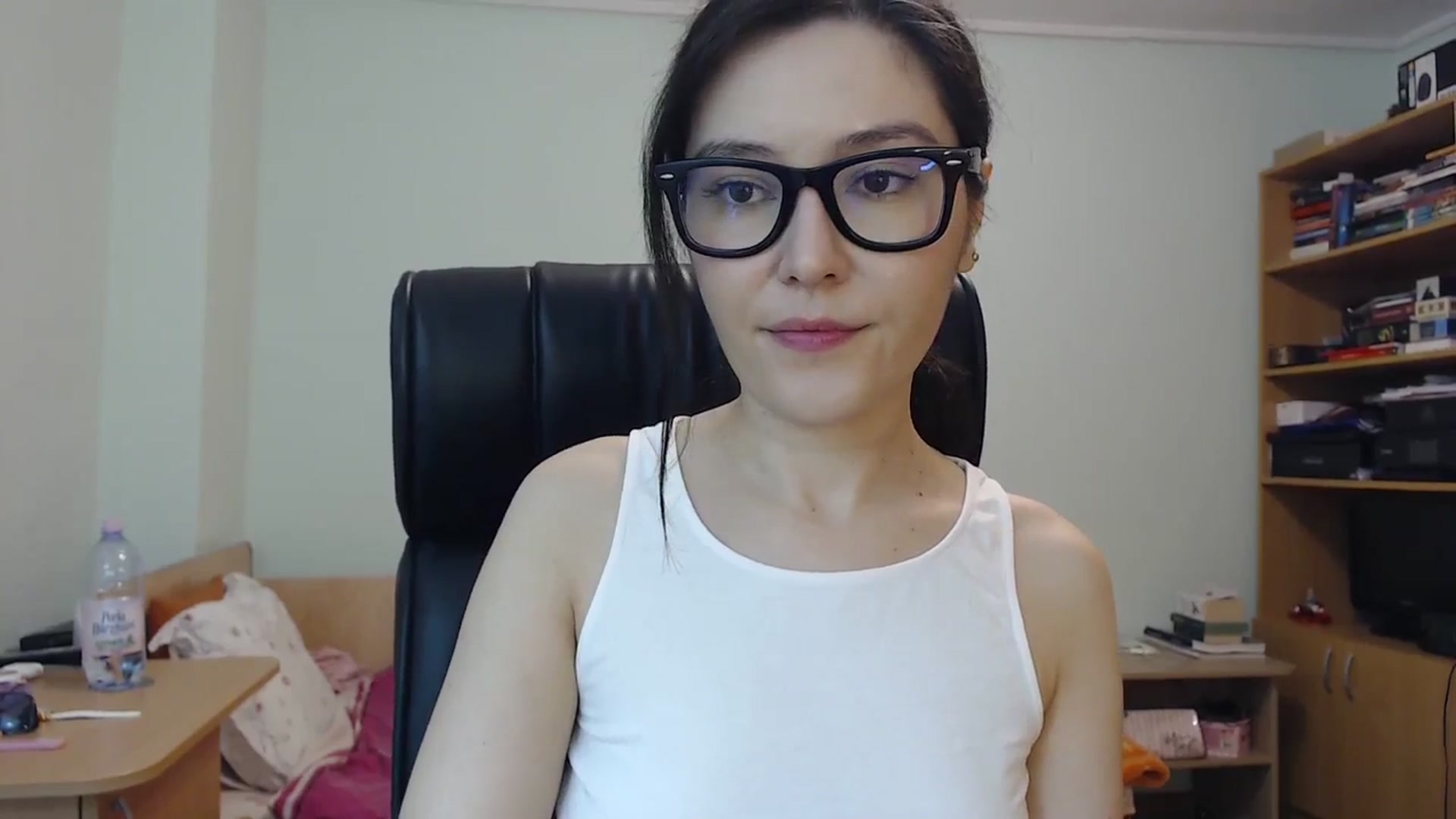 Gallery image thumbnail from SailorJupit3r's myfreecams stream on, 10/27/2023, 18:54 image 10 of 20