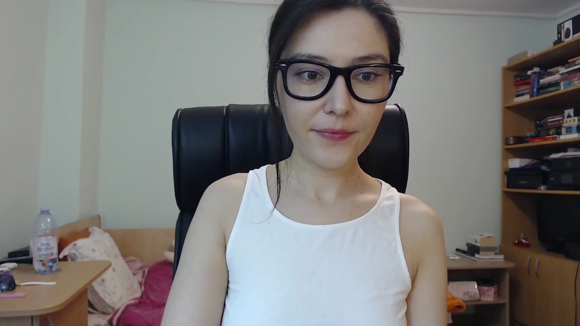 Gallery image thumbnail from SailorJupit3r's myfreecams stream on, 10/27/2023, 18:54 image 9 of 20