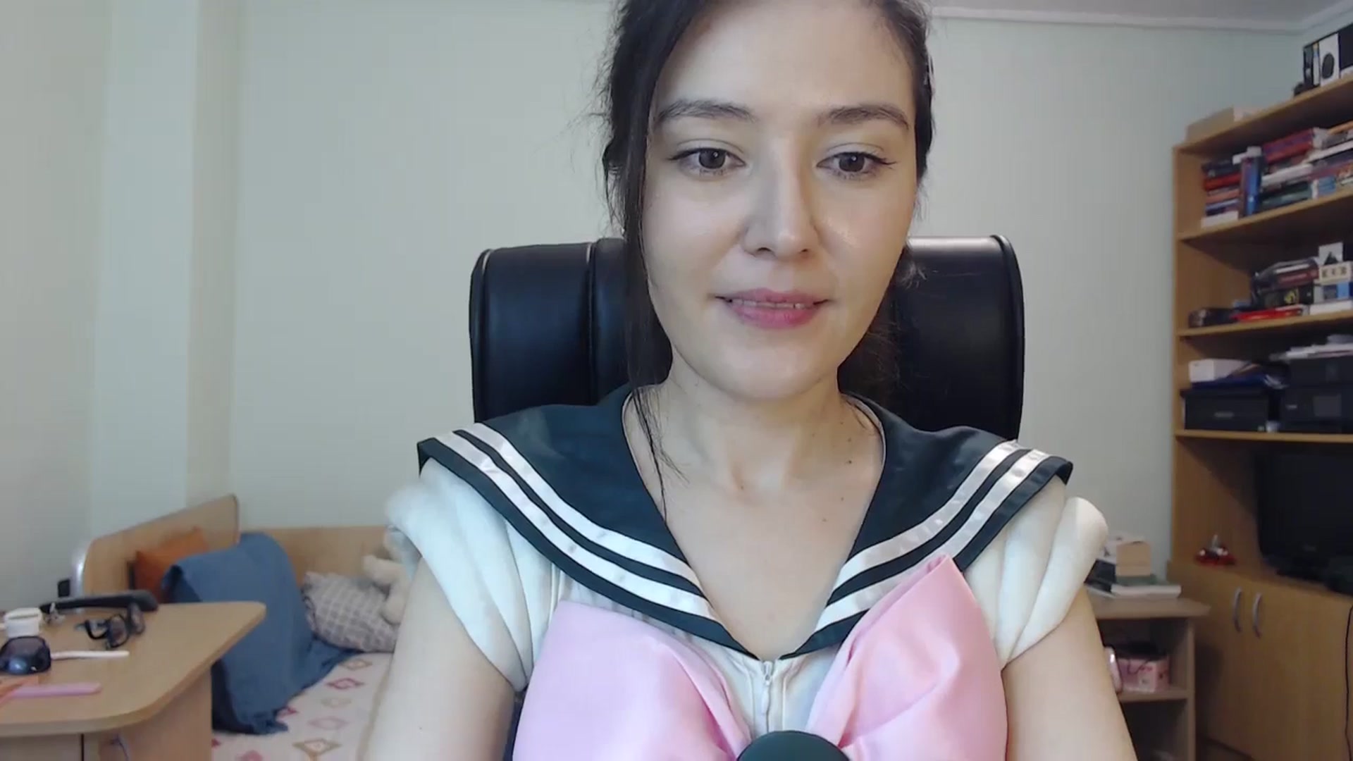 Gallery image thumbnail from SailorJupit3r's myfreecams stream on, 10/31/2023, 21:23 image 13 of 20