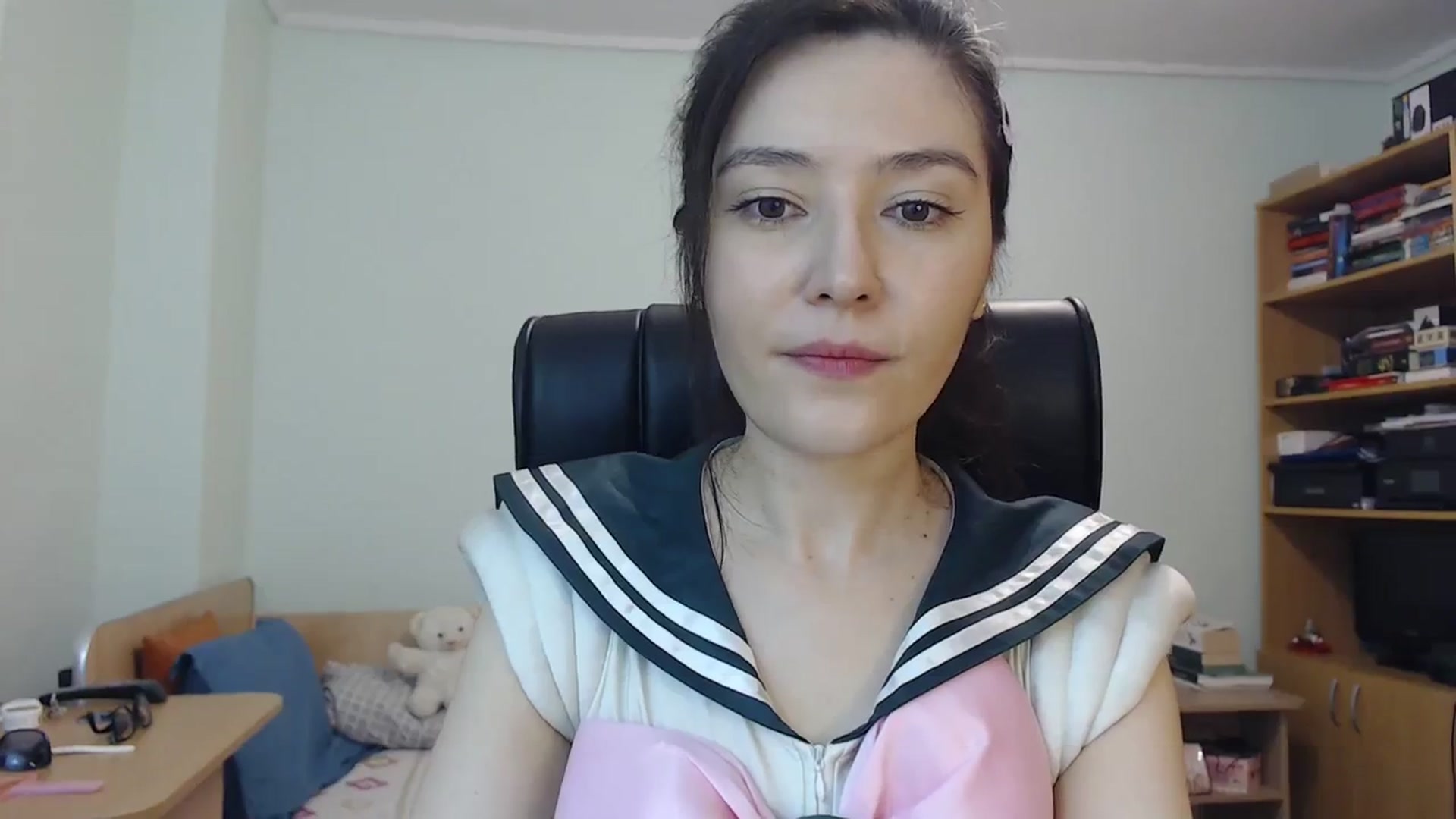 Gallery image thumbnail from SailorJupit3r's myfreecams stream on, 10/31/2023, 21:23 image 7 of 20