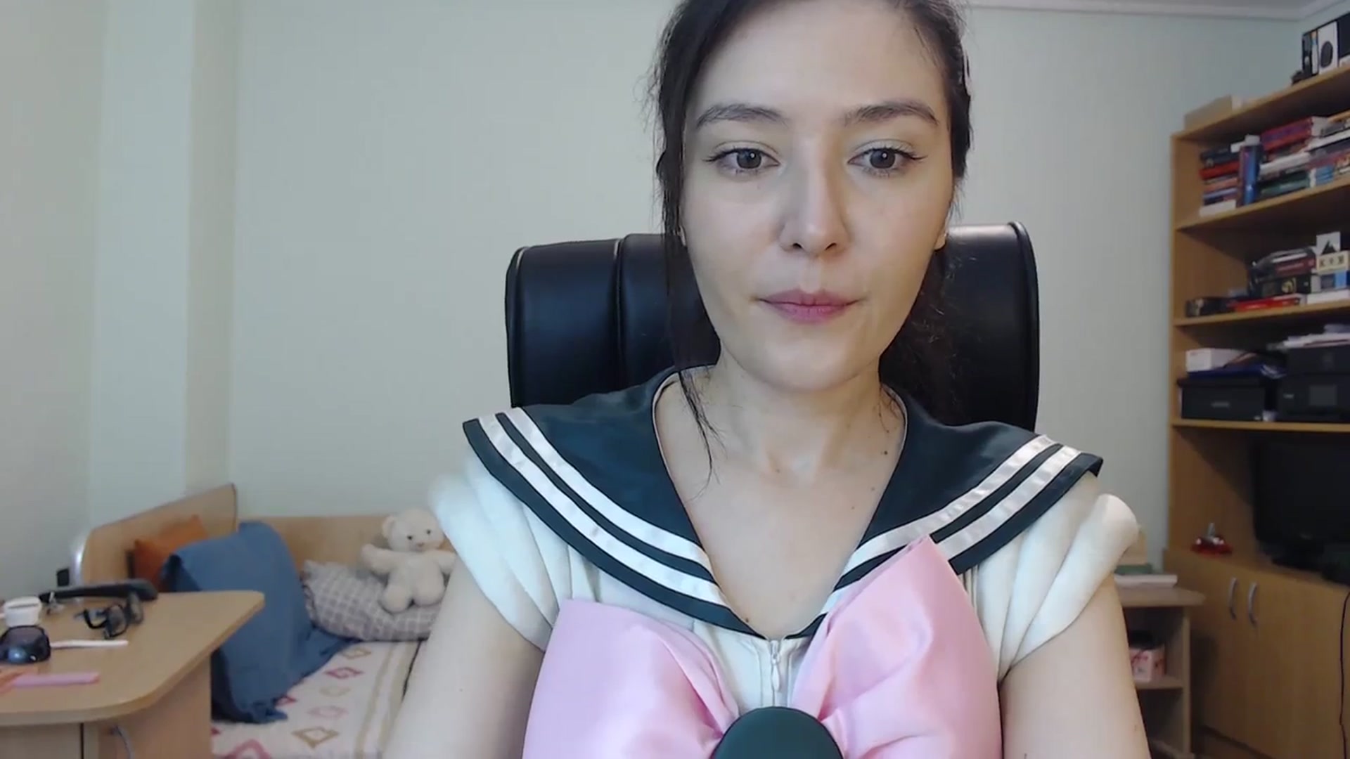 Gallery image thumbnail from SailorJupit3r's myfreecams stream on, 10/31/2023, 21:23 image 18 of 20