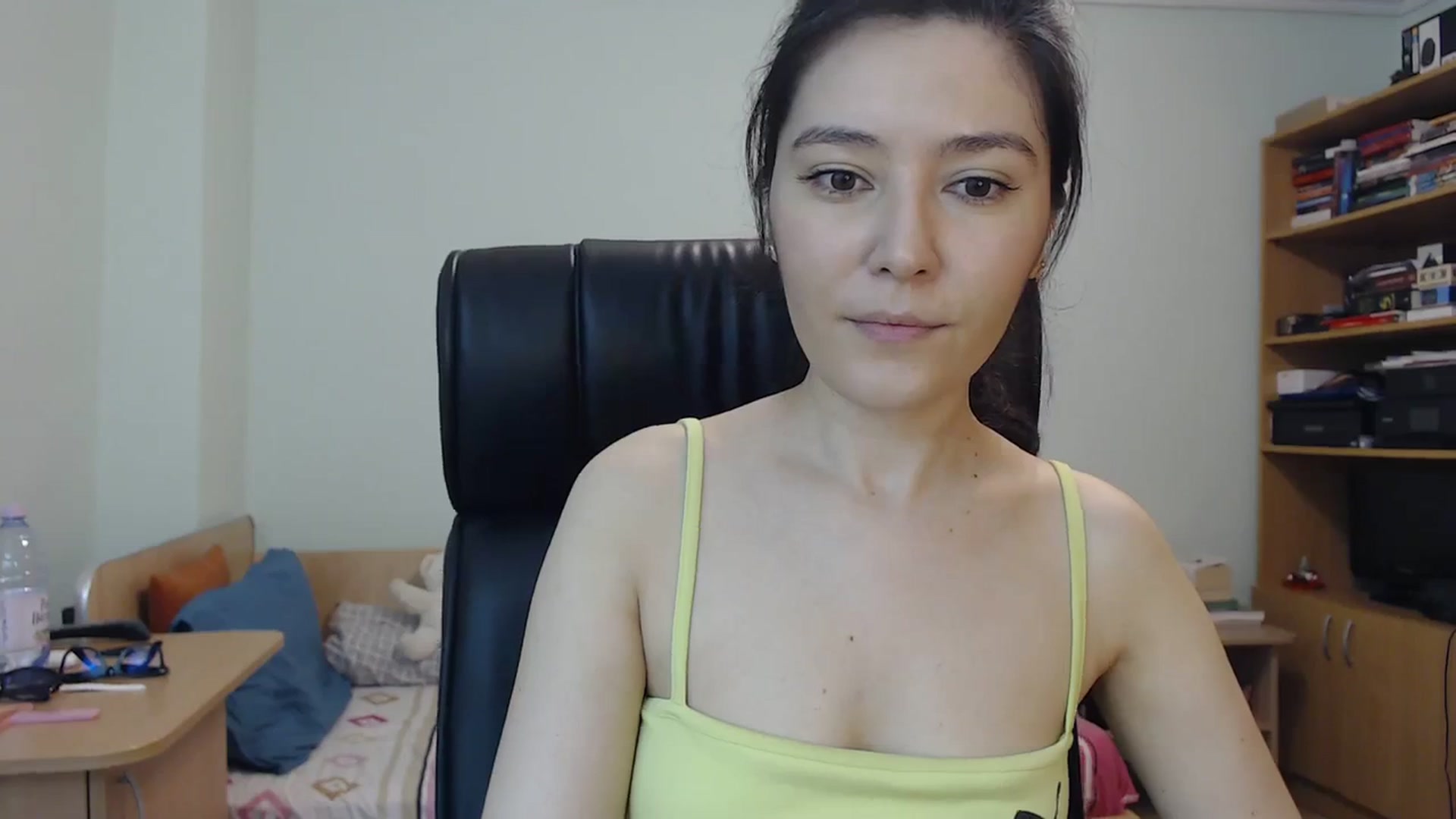 Gallery image thumbnail from SailorJupit3r's myfreecams stream on, 11/02/2023, 20:23 image 4 of 20