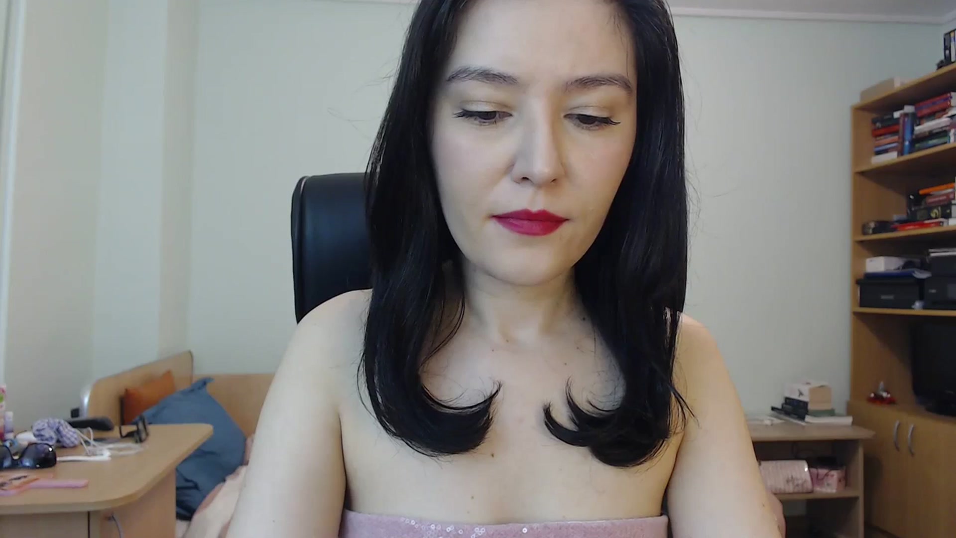 Gallery image thumbnail from SailorJupit3r's myfreecams stream on, 11/07/2023, 19:52 image 11 of 20