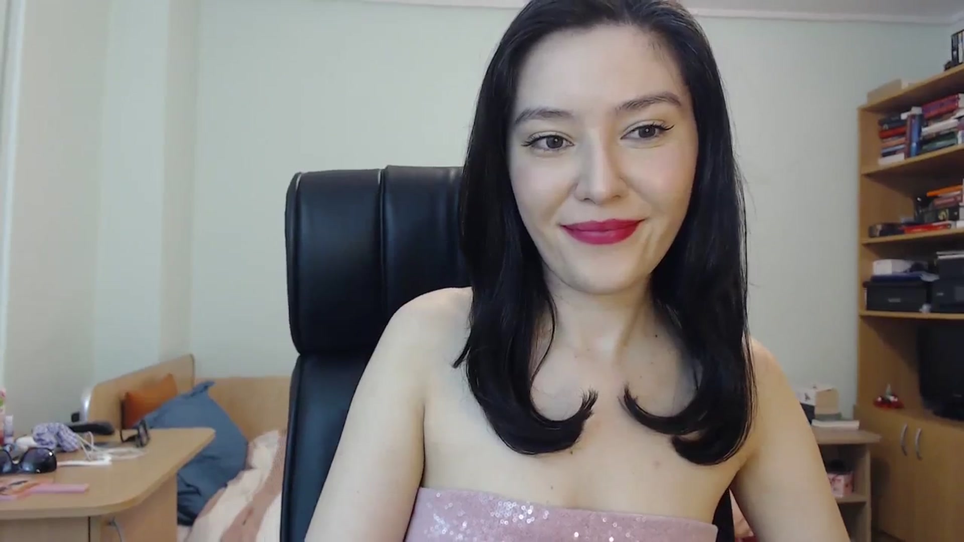 Gallery image thumbnail from SailorJupit3r's myfreecams stream on, 11/07/2023, 19:52 image 20 of 20