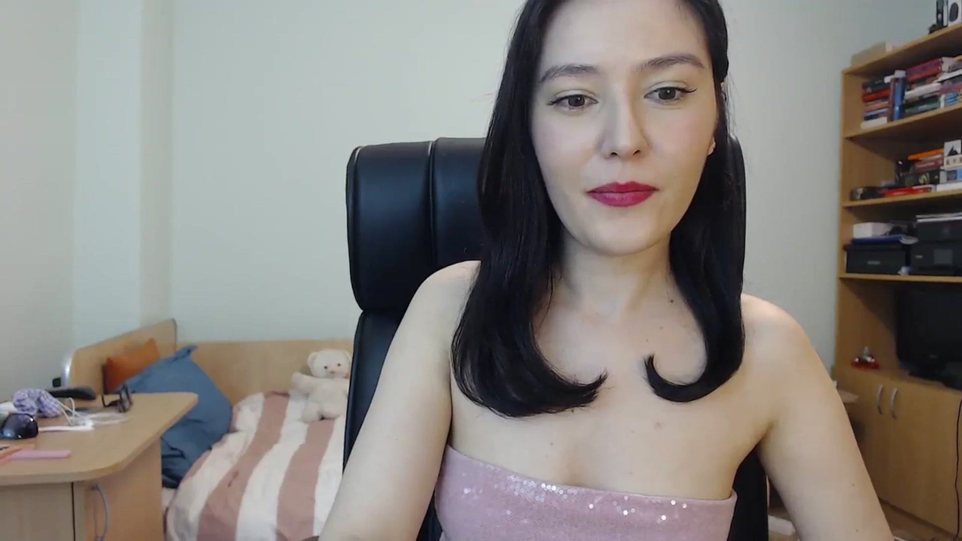 Gallery image thumbnail from SailorJupit3r's myfreecams stream on, 11/07/2023, 22:16 image 7 of 20