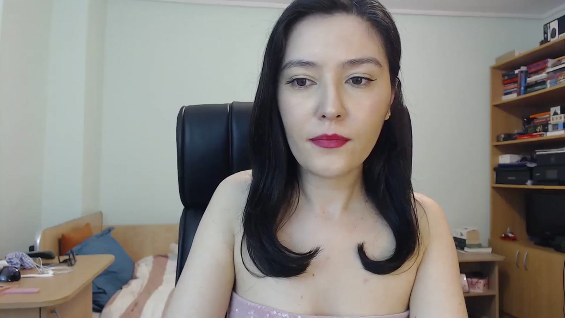 Gallery image thumbnail from SailorJupit3r's myfreecams stream on, 11/07/2023, 22:16 image 20 of 20