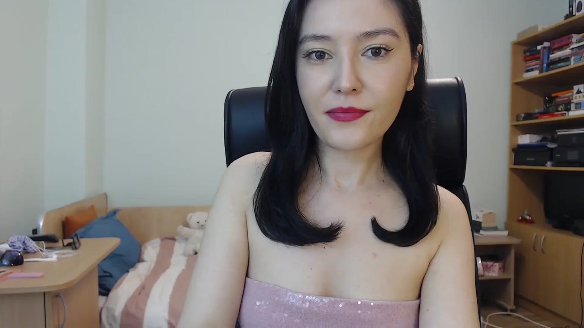Gallery image thumbnail from SailorJupit3r's myfreecams stream on, 11/07/2023, 22:16 image 13 of 20