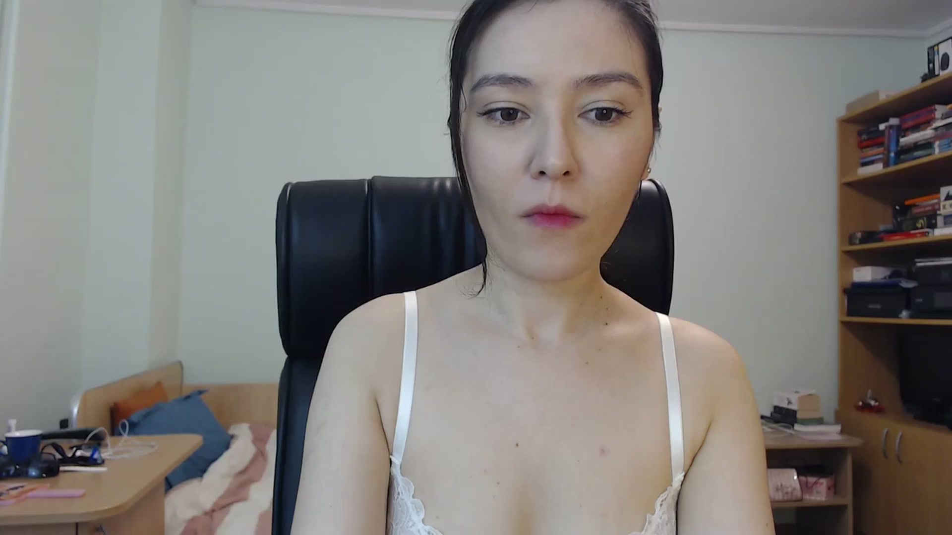 Gallery image thumbnail from SailorJupit3r's myfreecams stream on, 11/08/2023, 20:12 image 1 of 20