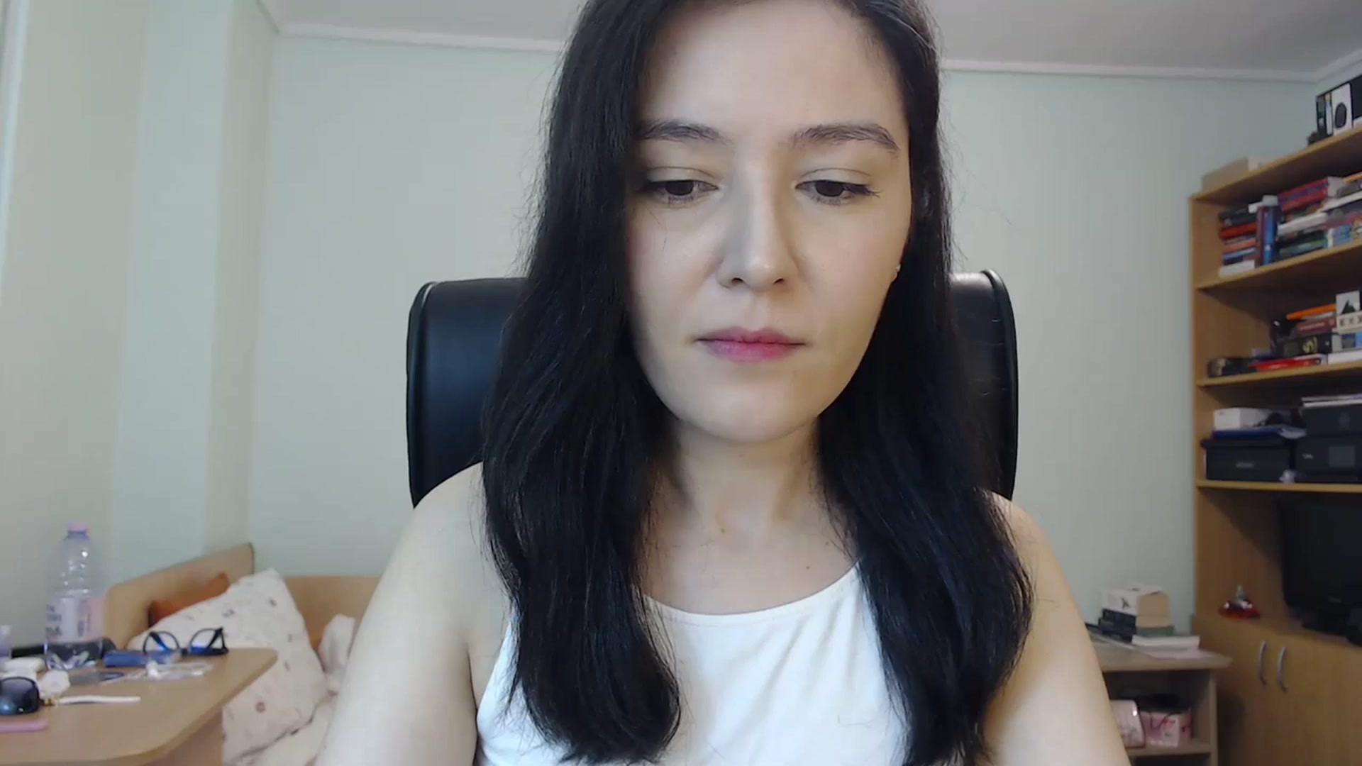Gallery image thumbnail from SailorJupit3r's myfreecams stream on, 11/12/2023, 21:12 image 3 of 20