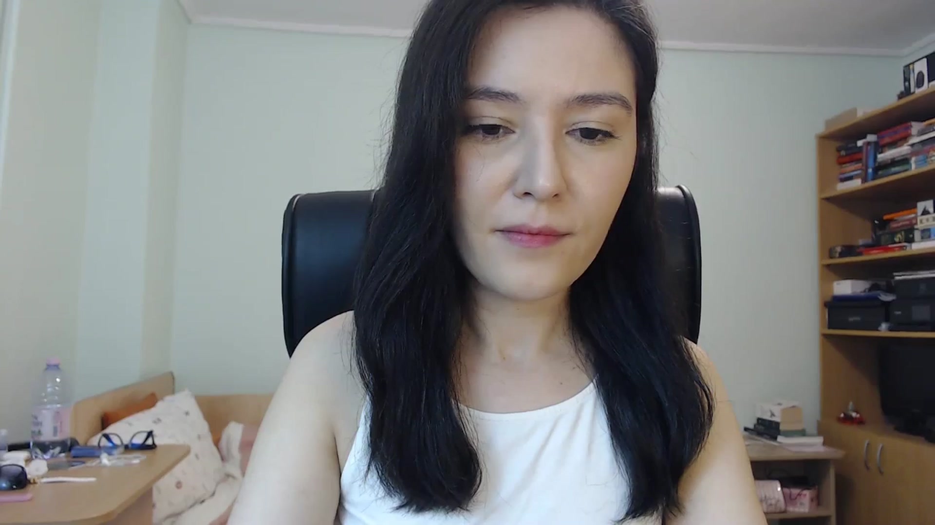 Gallery image thumbnail from SailorJupit3r's myfreecams stream on, 11/12/2023, 21:12 image 4 of 20