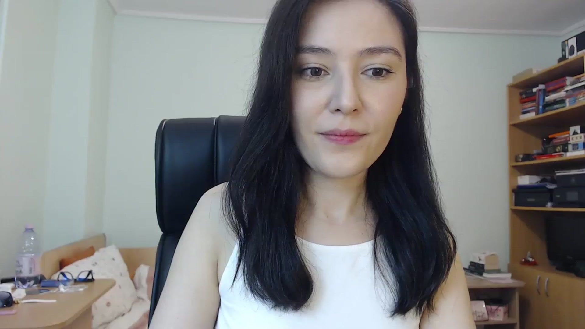 Gallery image thumbnail from SailorJupit3r's myfreecams stream on, 11/12/2023, 21:12 image 12 of 20