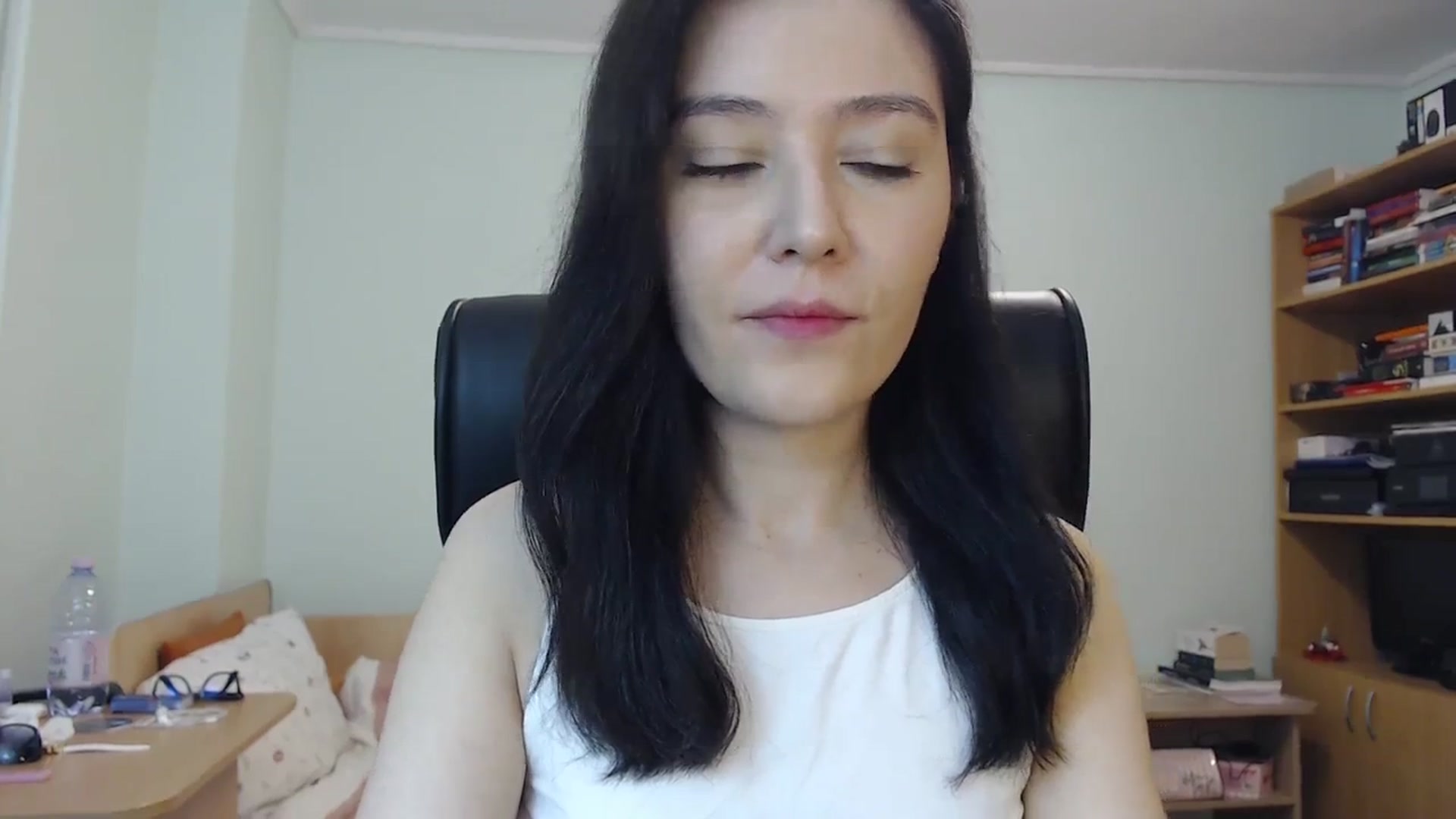 Gallery image thumbnail from SailorJupit3r's myfreecams stream on, 11/12/2023, 21:12 image 6 of 20