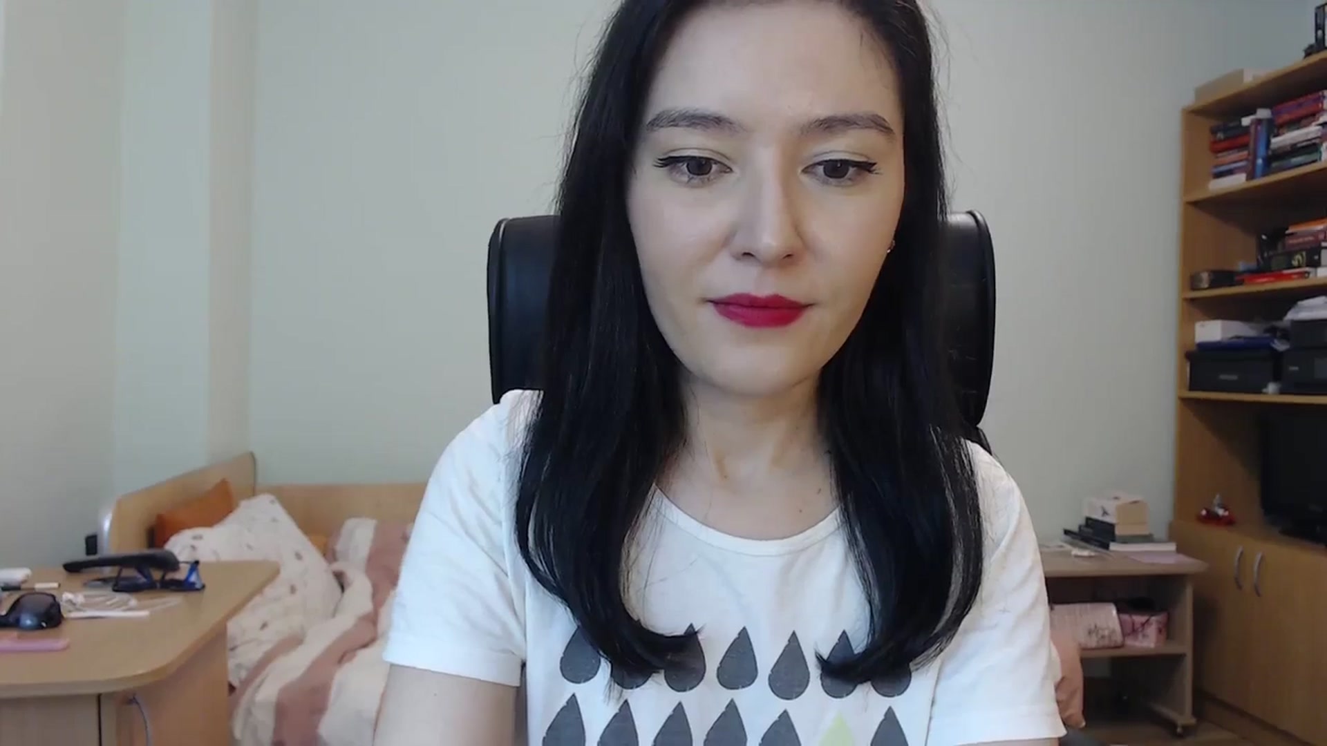 Gallery image thumbnail from SailorJupit3r's myfreecams stream on, 12/03/2023, 21:26 image 2 of 20