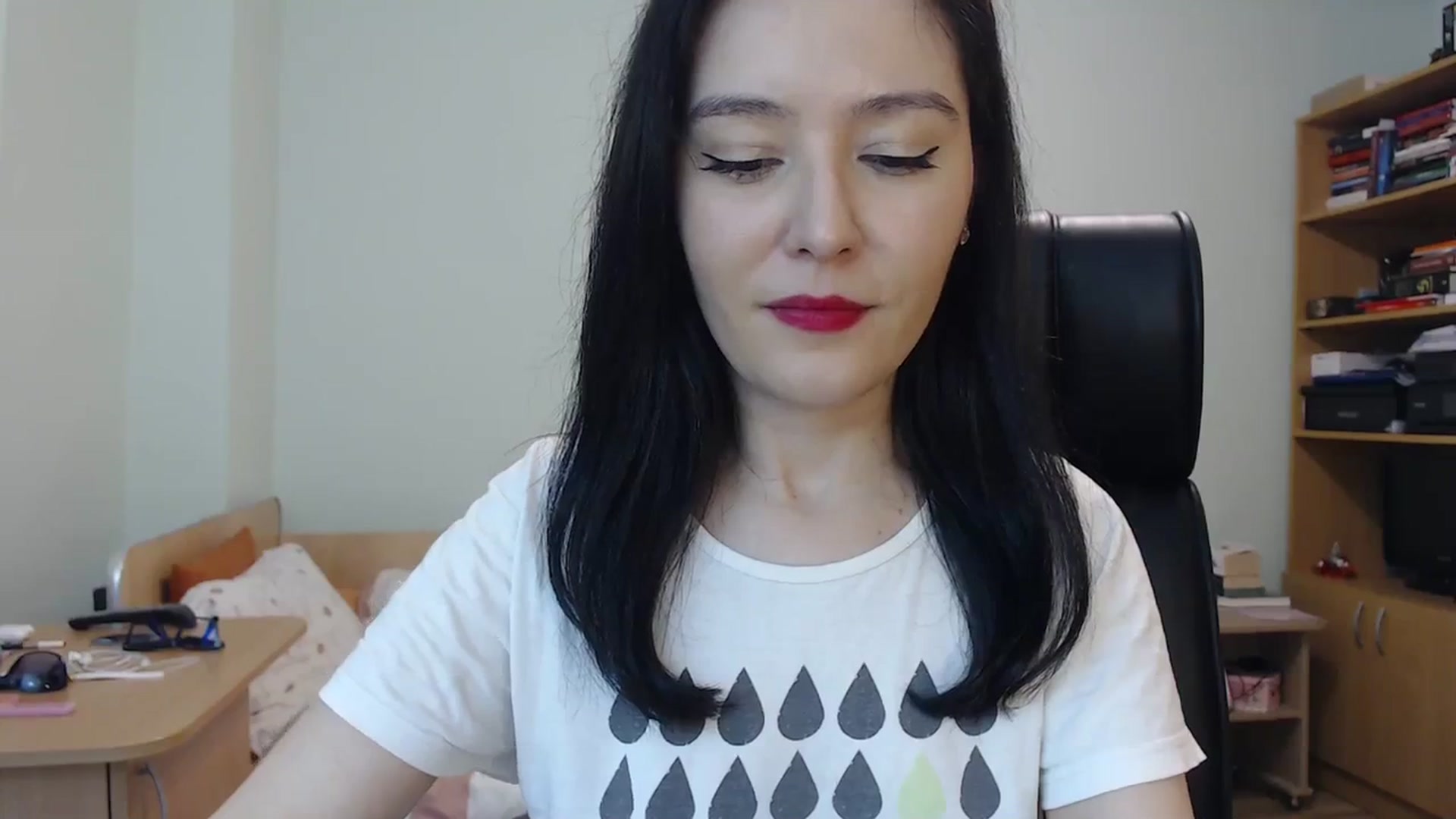 Gallery image thumbnail from SailorJupit3r's myfreecams stream on, 12/03/2023, 21:26 image 9 of 20