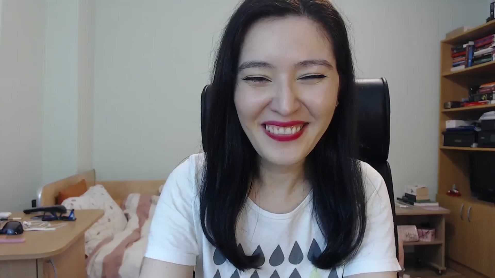 Gallery image thumbnail from SailorJupit3r's myfreecams stream on, 12/03/2023, 21:26 image 4 of 20