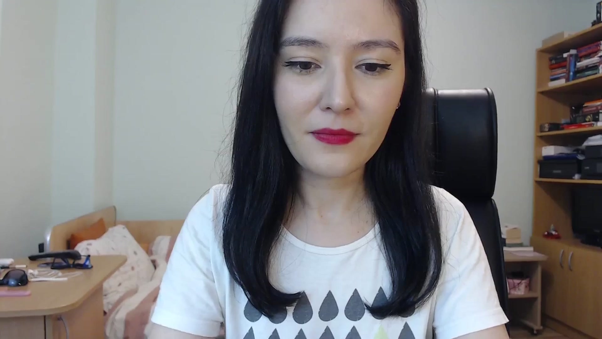 Gallery image thumbnail from SailorJupit3r's myfreecams stream on, 12/03/2023, 21:26 image 5 of 20