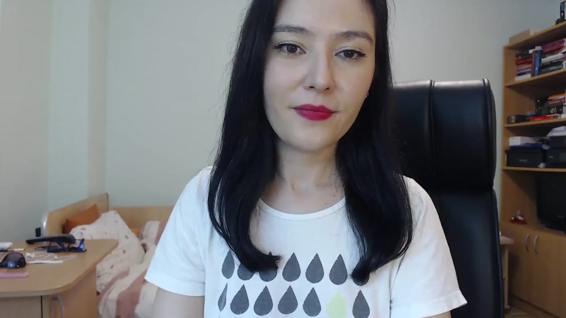 Gallery image thumbnail from SailorJupit3r's myfreecams stream on, 12/03/2023, 21:26 image 18 of 20