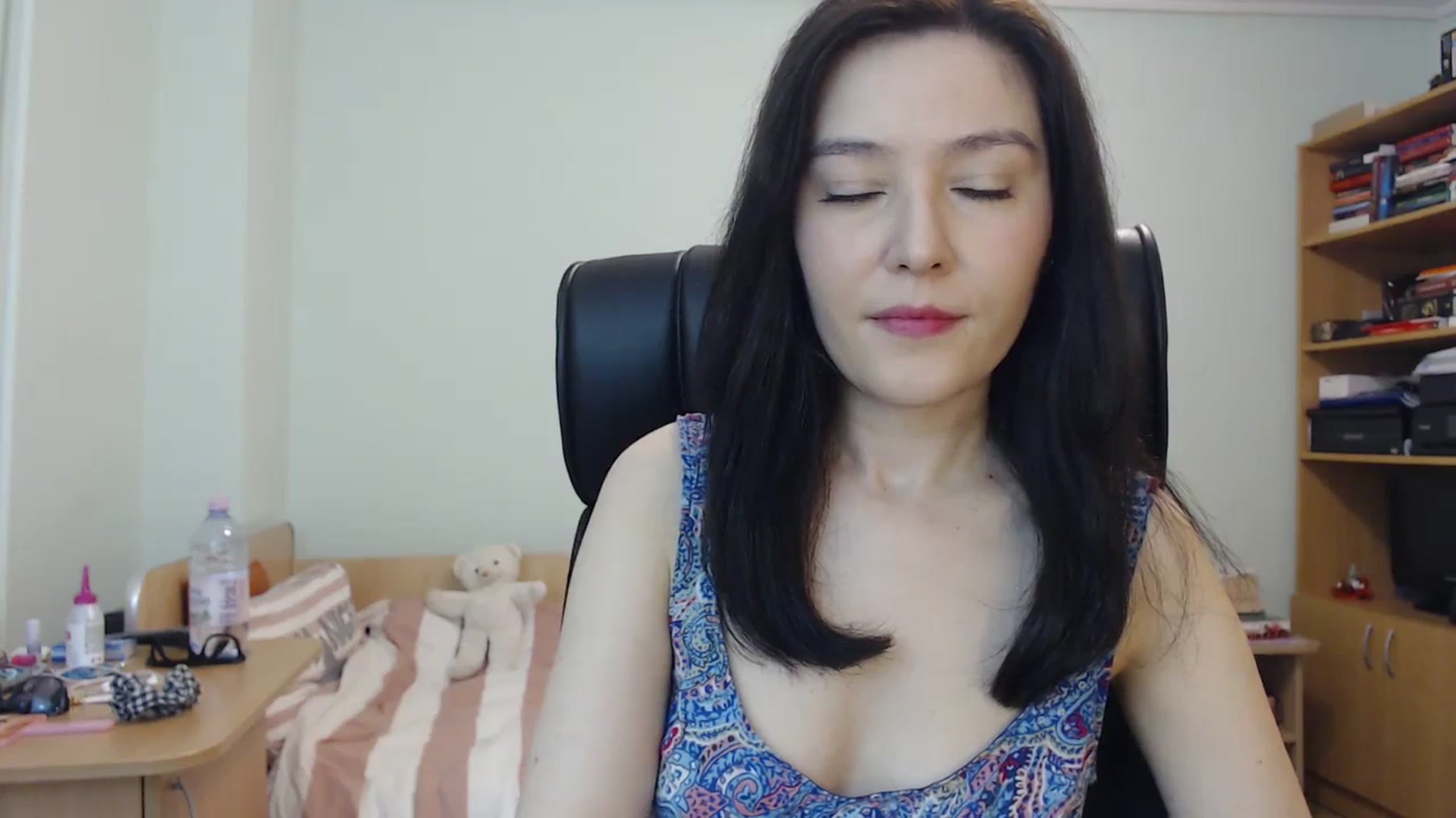Gallery image thumbnail from SailorJupit3r's myfreecams stream on, 12/07/2023, 19:45 image 4 of 20