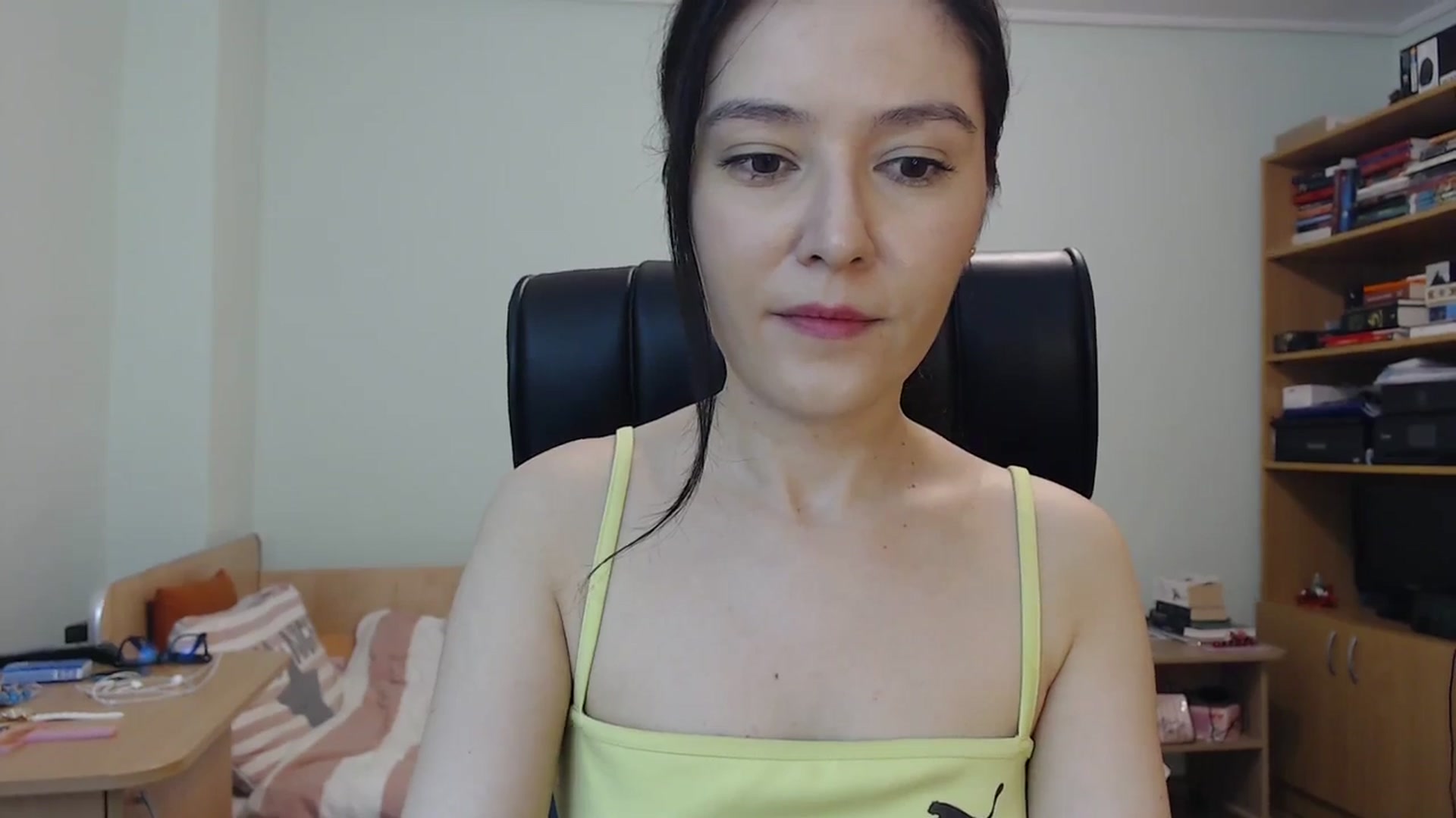 Gallery image thumbnail from SailorJupit3r's myfreecams stream on, 12/10/2023, 23:02 image 6 of 20