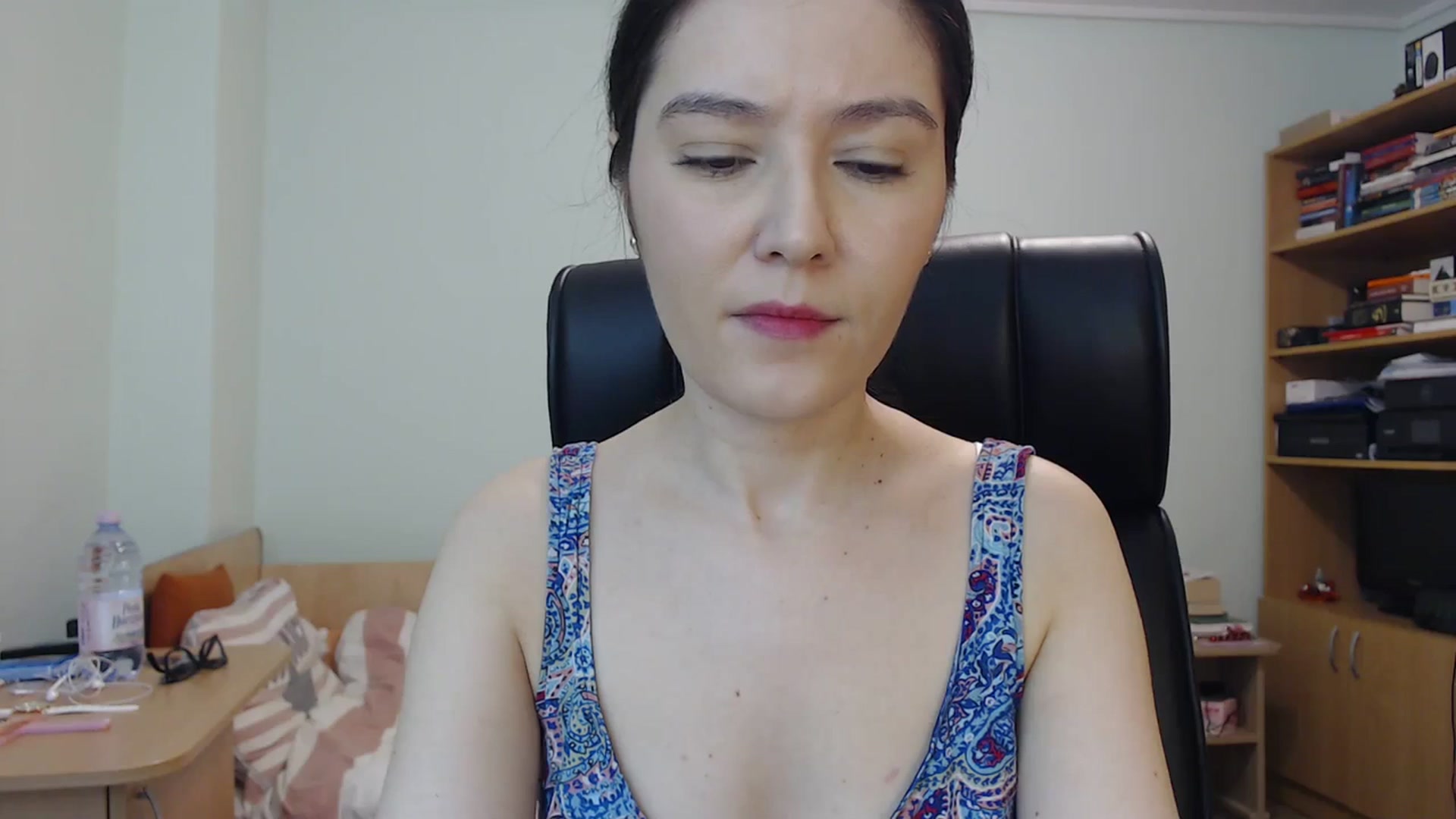 Gallery image thumbnail from SailorJupit3r's myfreecams stream on, 12/12/2023, 22:15 image 16 of 20