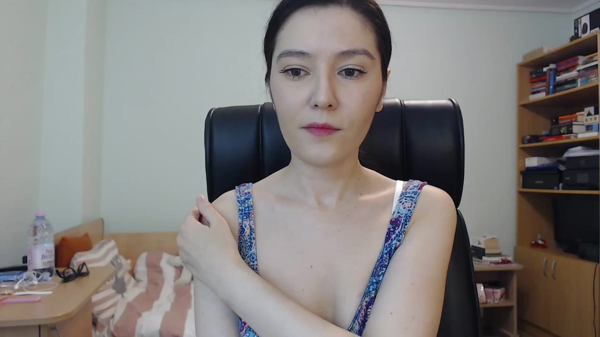 Gallery image thumbnail from SailorJupit3r's myfreecams stream on, 12/12/2023, 22:15 image 19 of 20