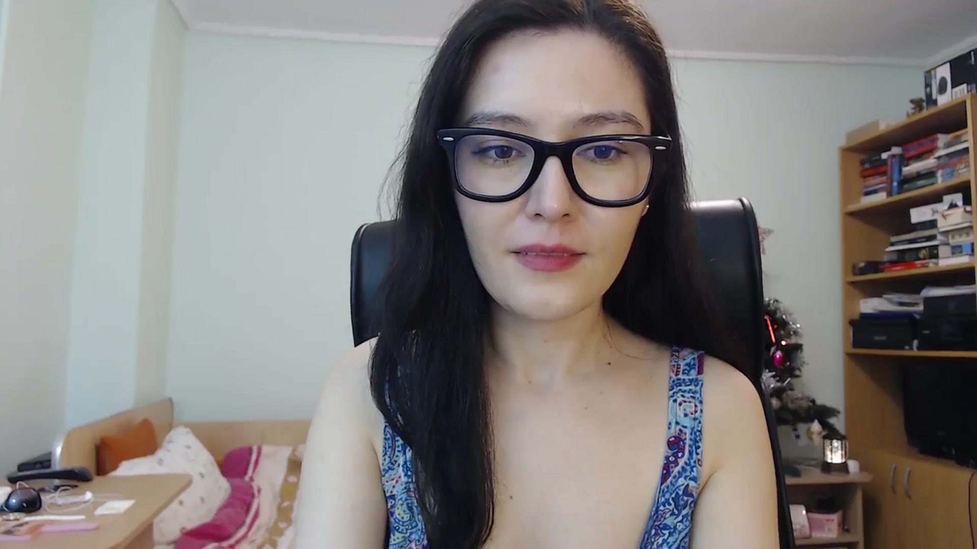 Gallery image thumbnail from SailorJupit3r's myfreecams stream on, 12/19/2023, 20:46 image 20 of 20