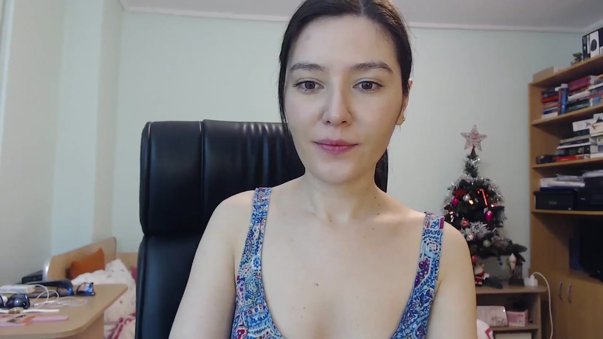 Gallery image thumbnail from SailorJupit3r's myfreecams stream on, 12/22/2023, 21:49 image 3 of 20