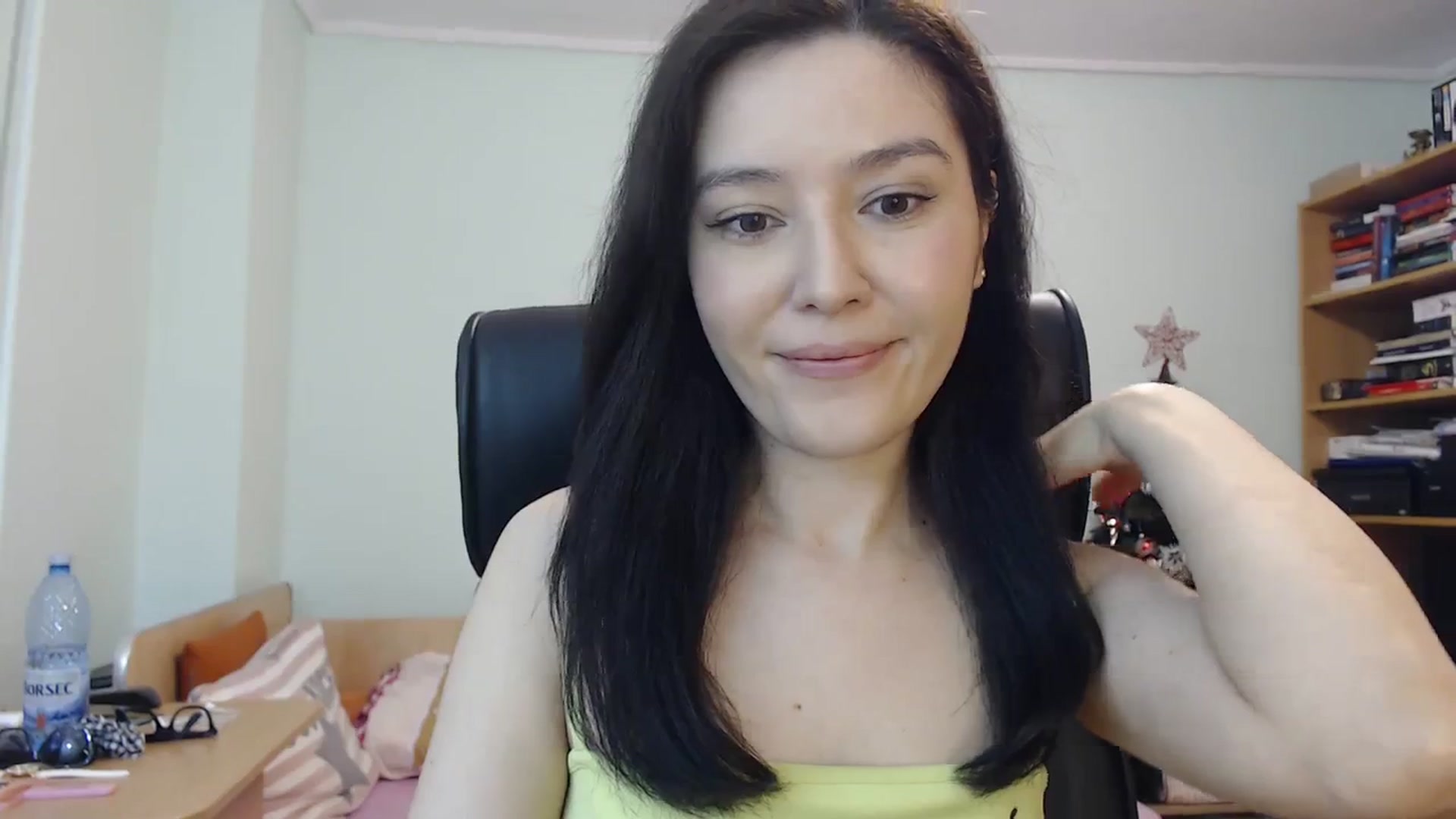 Gallery image thumbnail from SailorJupit3r's myfreecams stream on, 12/29/2023, 21:05 image 4 of 20