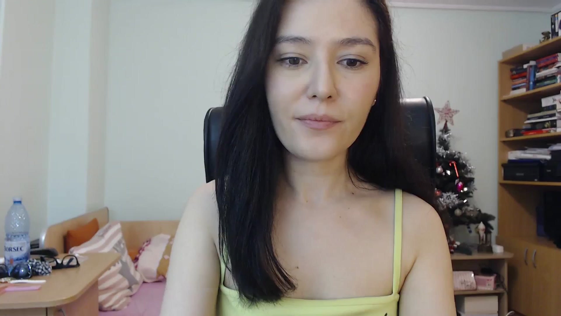 Gallery image thumbnail from SailorJupit3r's myfreecams stream on, 12/29/2023, 21:05 image 18 of 20