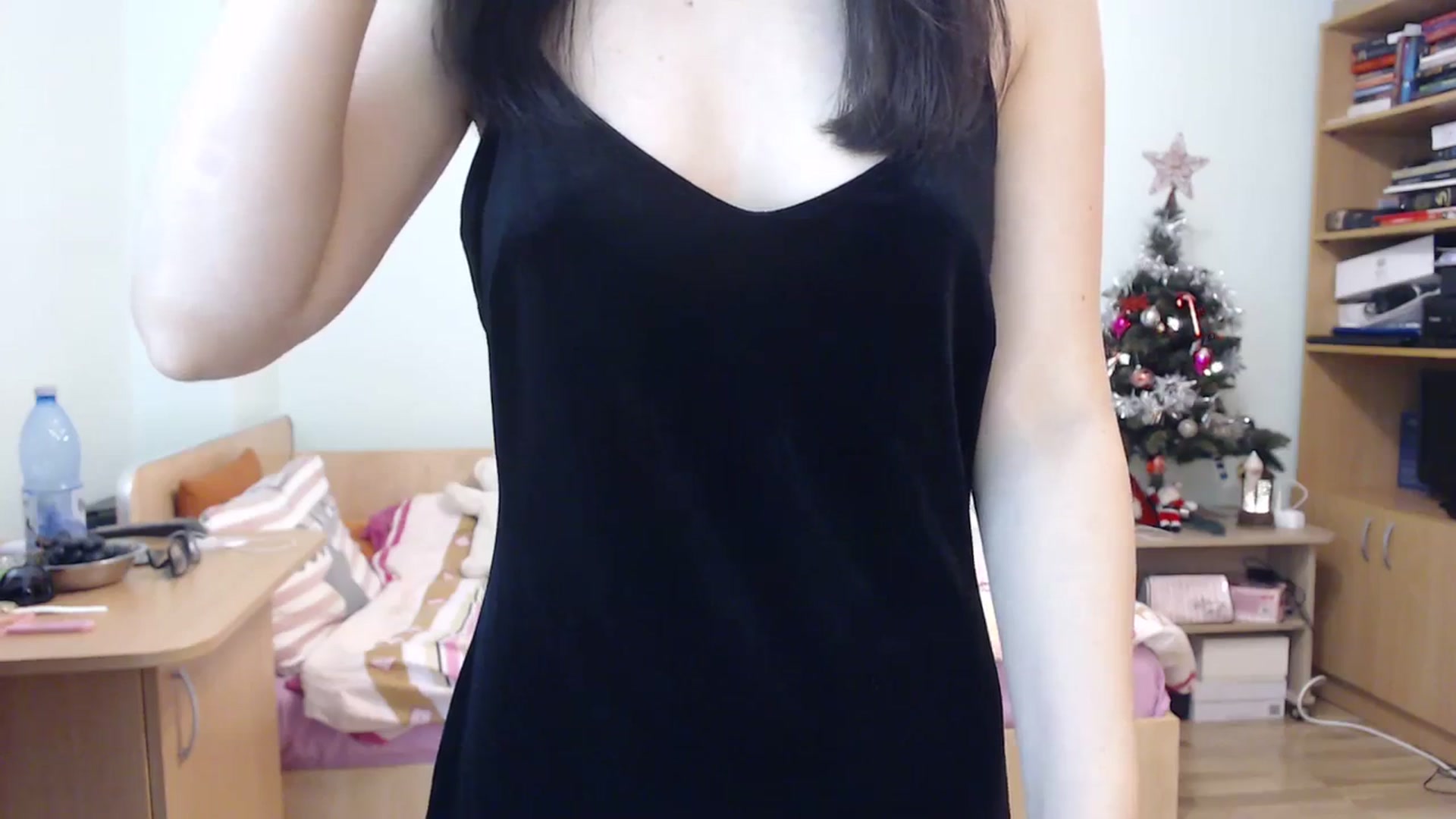 Gallery image thumbnail from SailorJupit3r's myfreecams stream on, 12/31/2023, 19:39 image 20 of 20