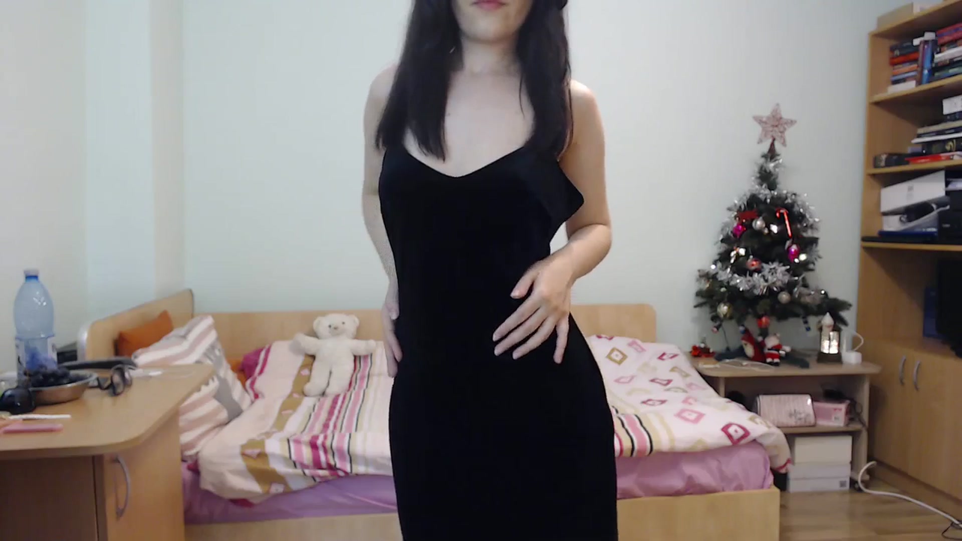 Gallery image thumbnail from SailorJupit3r's myfreecams stream on, 12/31/2023, 19:39 image 13 of 20
